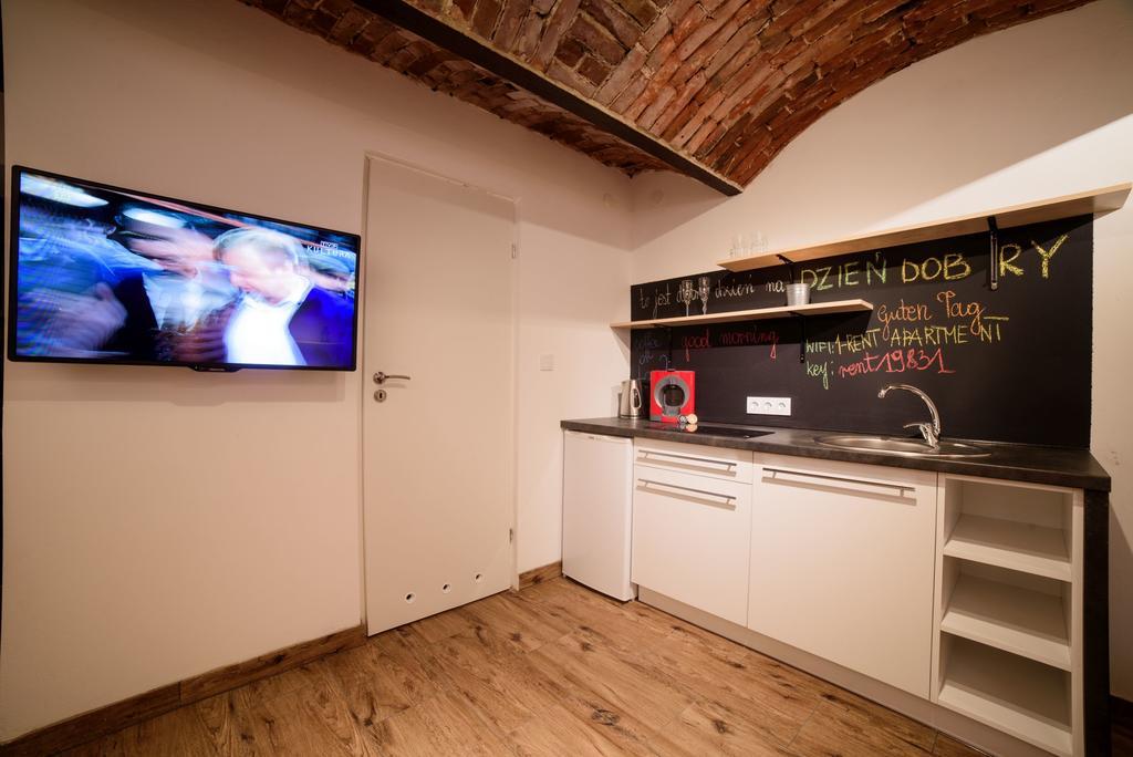 Cracow Rent Apartments - Spacious Apartments For 2-7 People In Quiet Area - Kolberga Street Nr 3 - 10 Min To Main Square By Foot Kraków Exteriör bild