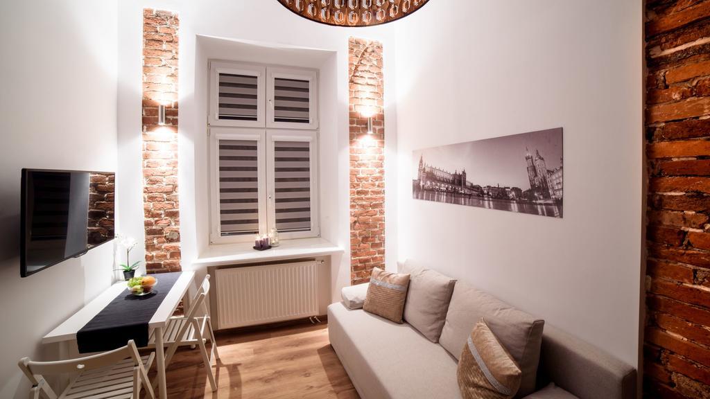 Cracow Rent Apartments - Spacious Apartments For 2-7 People In Quiet Area - Kolberga Street Nr 3 - 10 Min To Main Square By Foot Kraków Exteriör bild