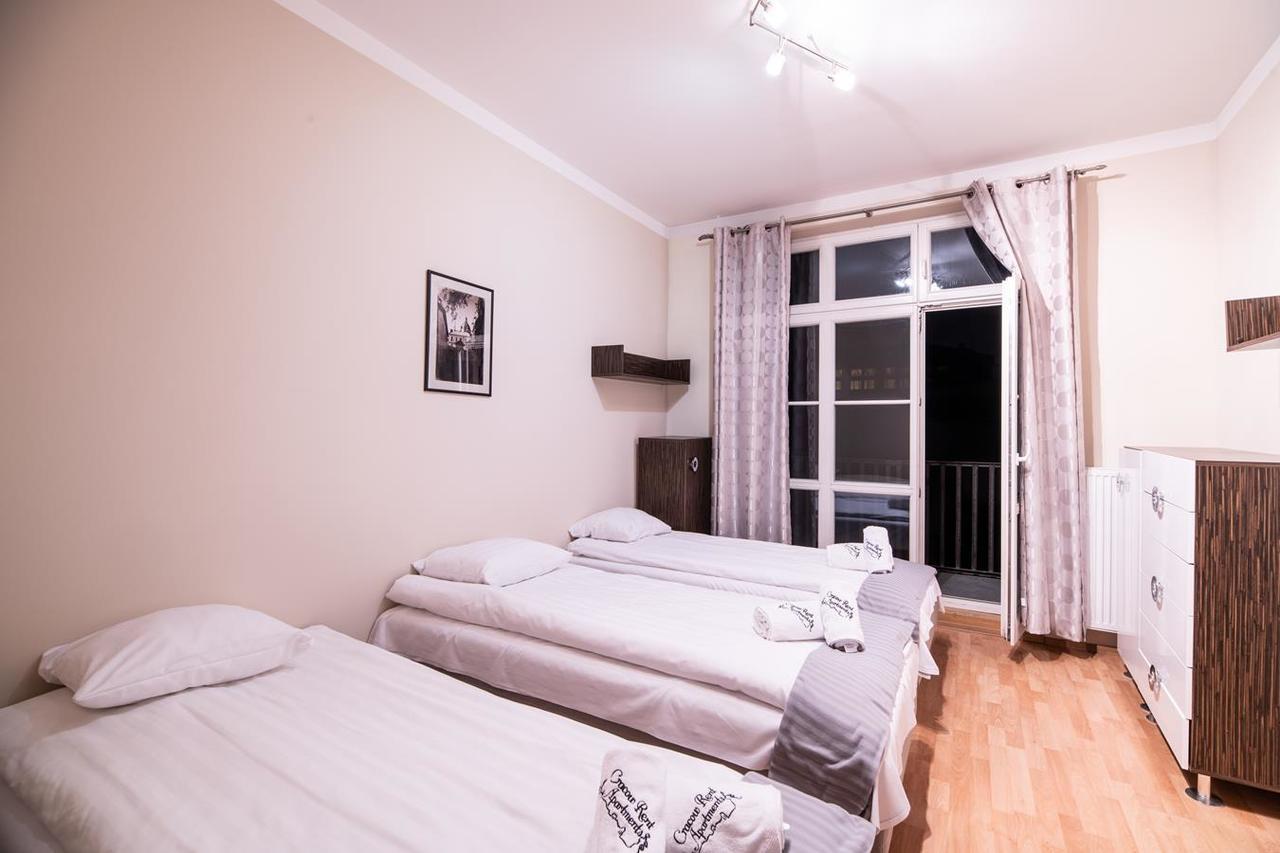 Cracow Rent Apartments - Spacious Apartments For 2-7 People In Quiet Area - Kolberga Street Nr 3 - 10 Min To Main Square By Foot Kraków Exteriör bild