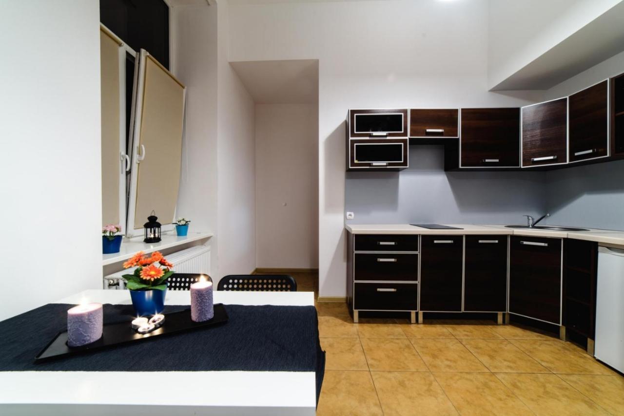 Cracow Rent Apartments - Spacious Apartments For 2-7 People In Quiet Area - Kolberga Street Nr 3 - 10 Min To Main Square By Foot Kraków Exteriör bild